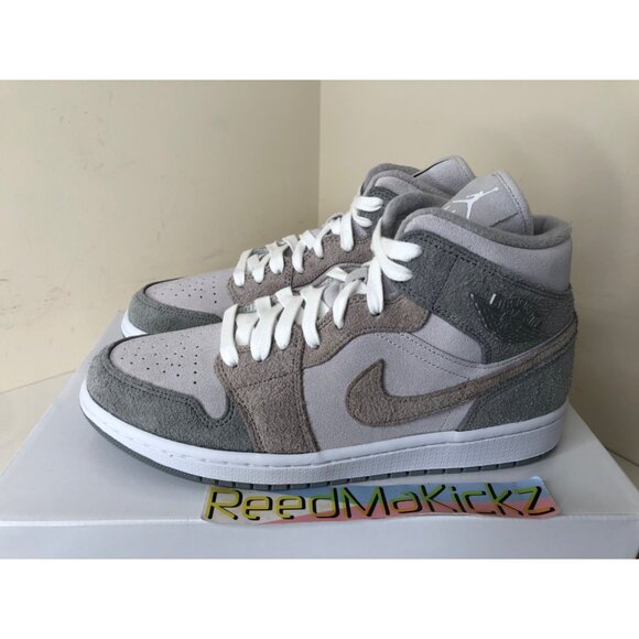 Jordan 1 Mid SE Particle Grey womens 6us - Picture 1 of 5